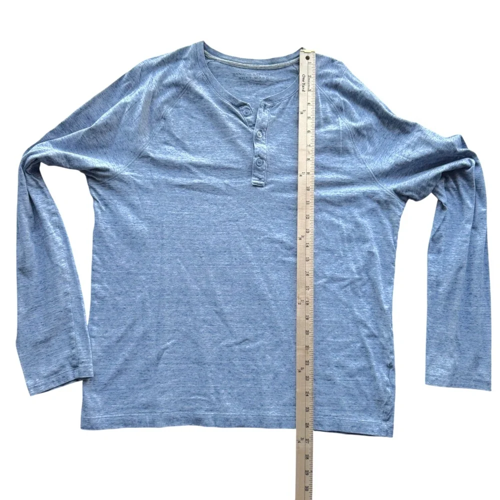 BANANA REPUBLIC Blue Soft Wash Long Sleeve Henley – Size L